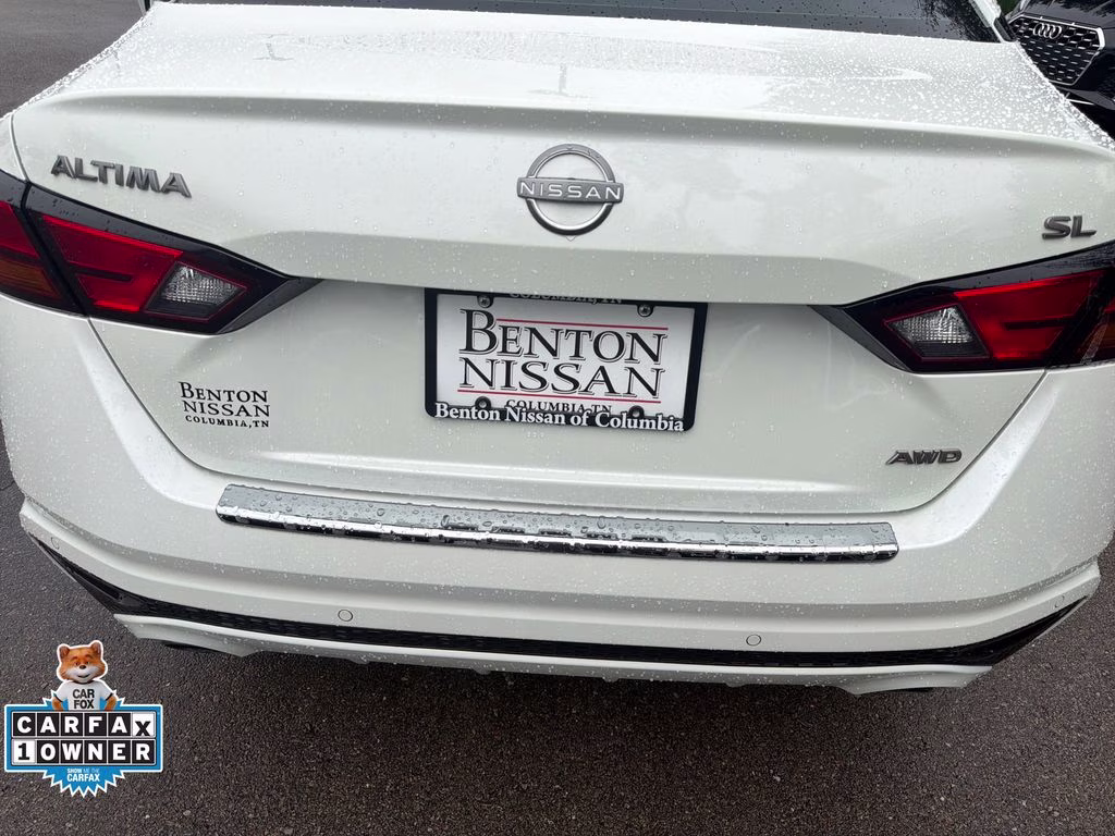 2023 Pearl White Tricoat Nissan Altima 2.5 SL AWD Sedan