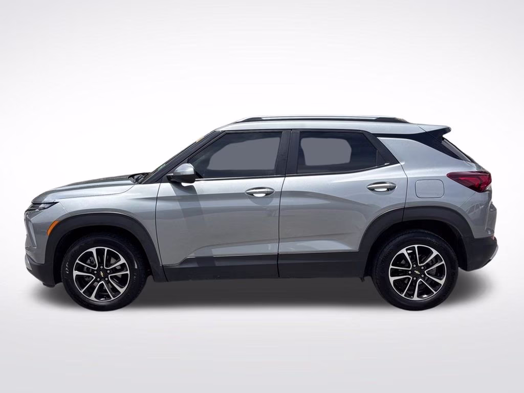 2024 Sterling Gray Metallic Chevrolet Trailblazer LT FWD SUV