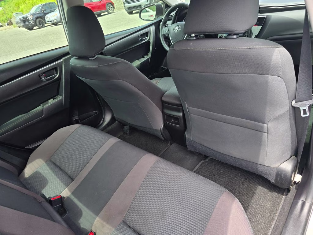 2019 Classic Silver Metallic Toyota Corolla LE FWD Sedan