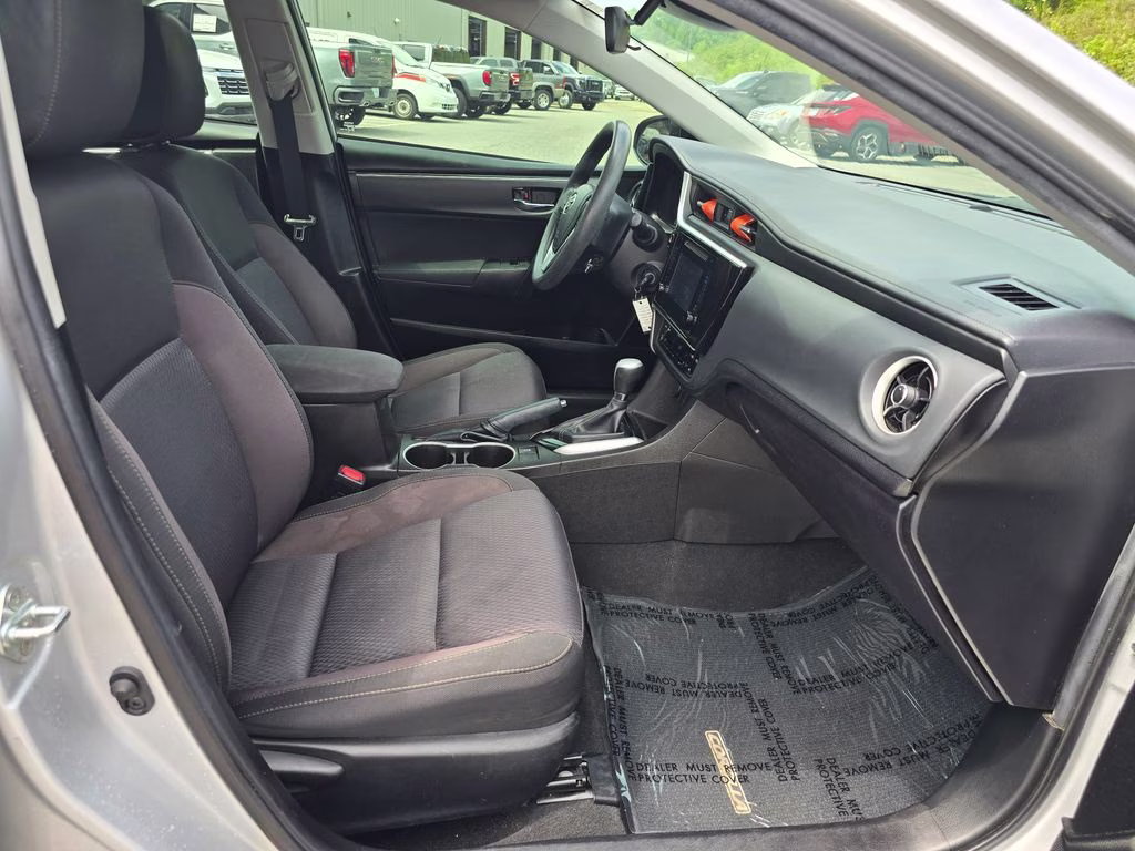 2019 Classic Silver Metallic Toyota Corolla LE FWD Sedan