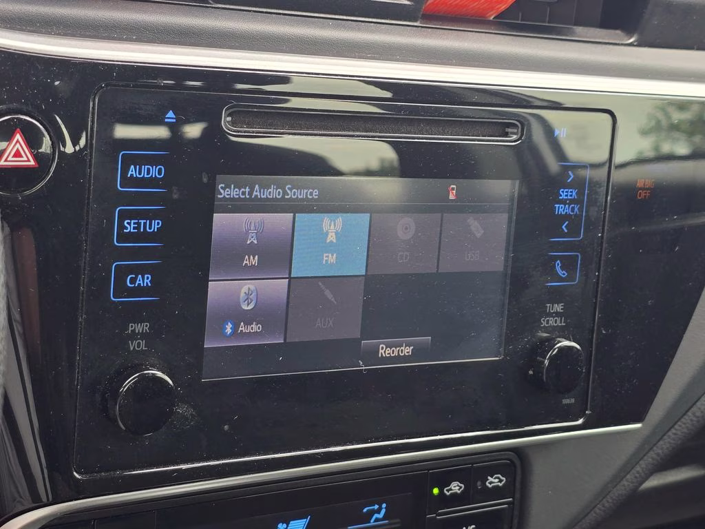 2019 Classic Silver Metallic Toyota Corolla LE FWD Sedan