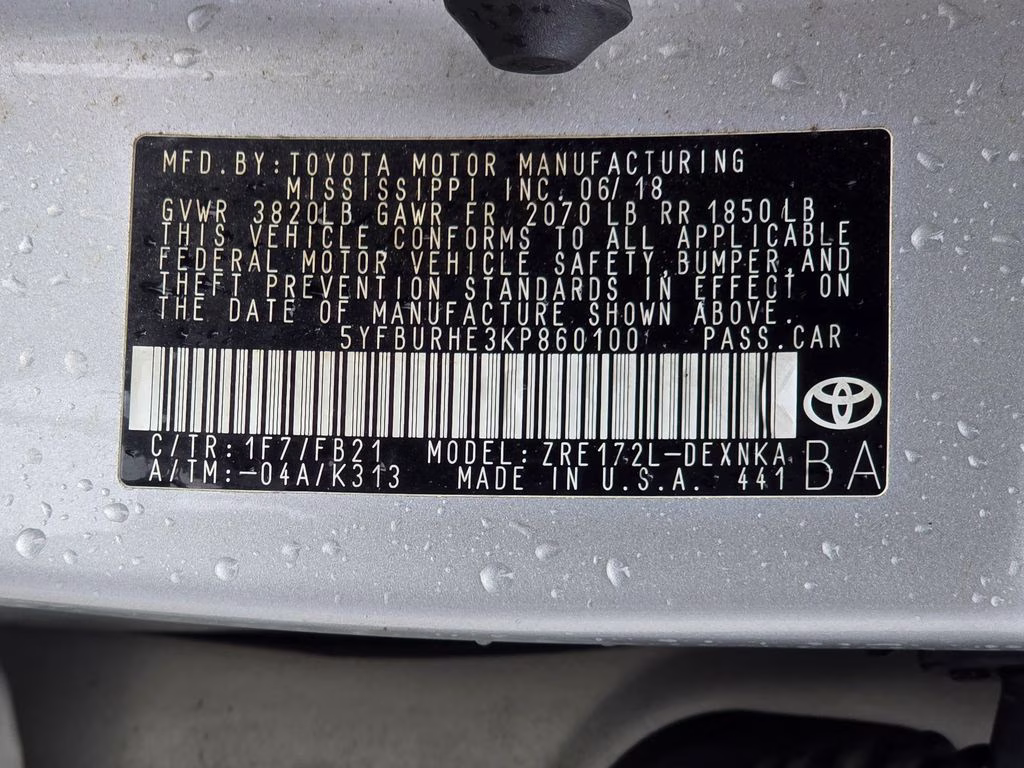 2019 Classic Silver Metallic Toyota Corolla LE FWD Sedan