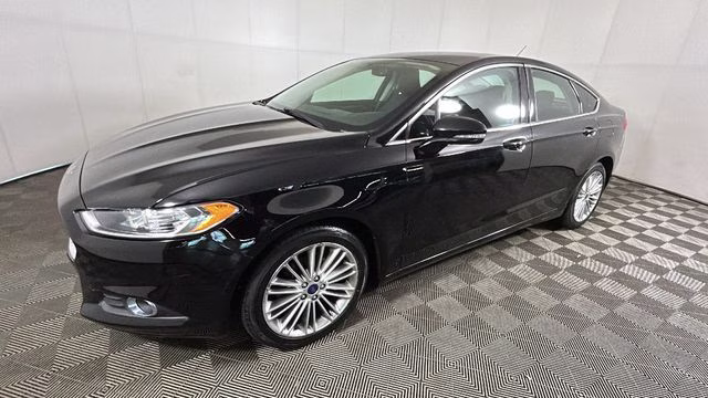 2016 Shadow Black Ford Fusion SE AWD Sedan