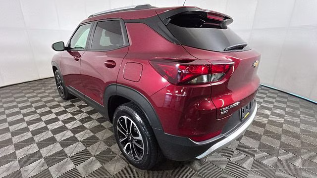 2024 Crimson Metallic Chevrolet Trailblazer LT AWD SUV