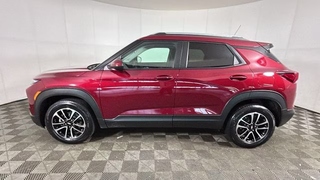 2024 Crimson Metallic Chevrolet Trailblazer LT AWD SUV