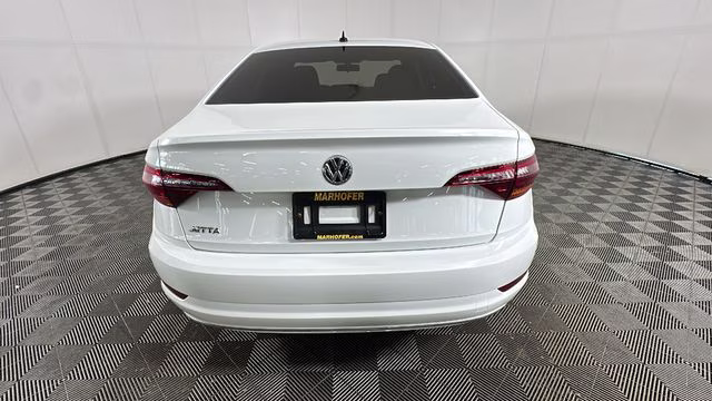 2019 Pure White Volkswagen Jetta R-Line FWD Sedan