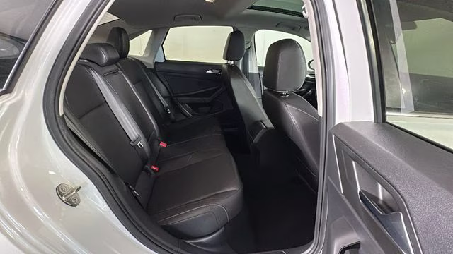 2019 Pure White Volkswagen Jetta R-Line FWD Sedan