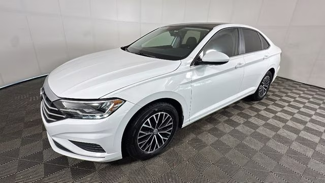 2019 Pure White Volkswagen Jetta R-Line FWD Sedan
