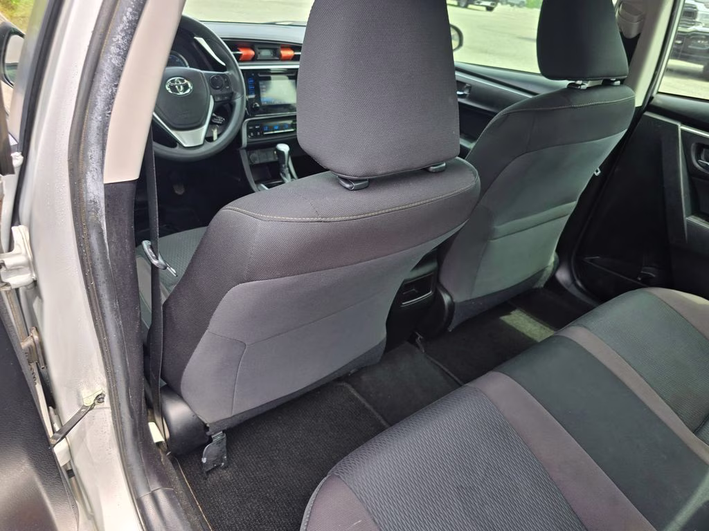 2019 Classic Silver Metallic Toyota Corolla LE FWD Sedan
