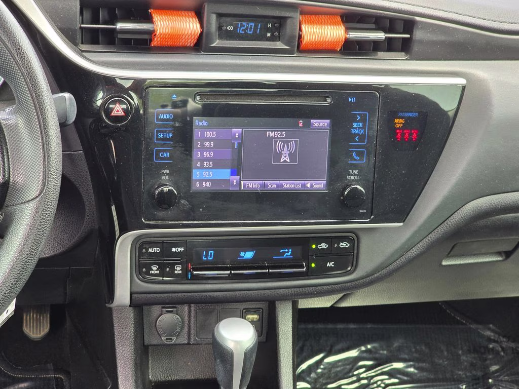 2019 Classic Silver Metallic Toyota Corolla LE FWD Sedan