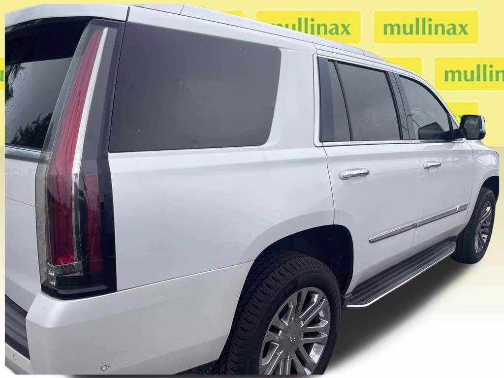 2017 Crystal White Tricoat Cadillac Escalade Base RWD SUV