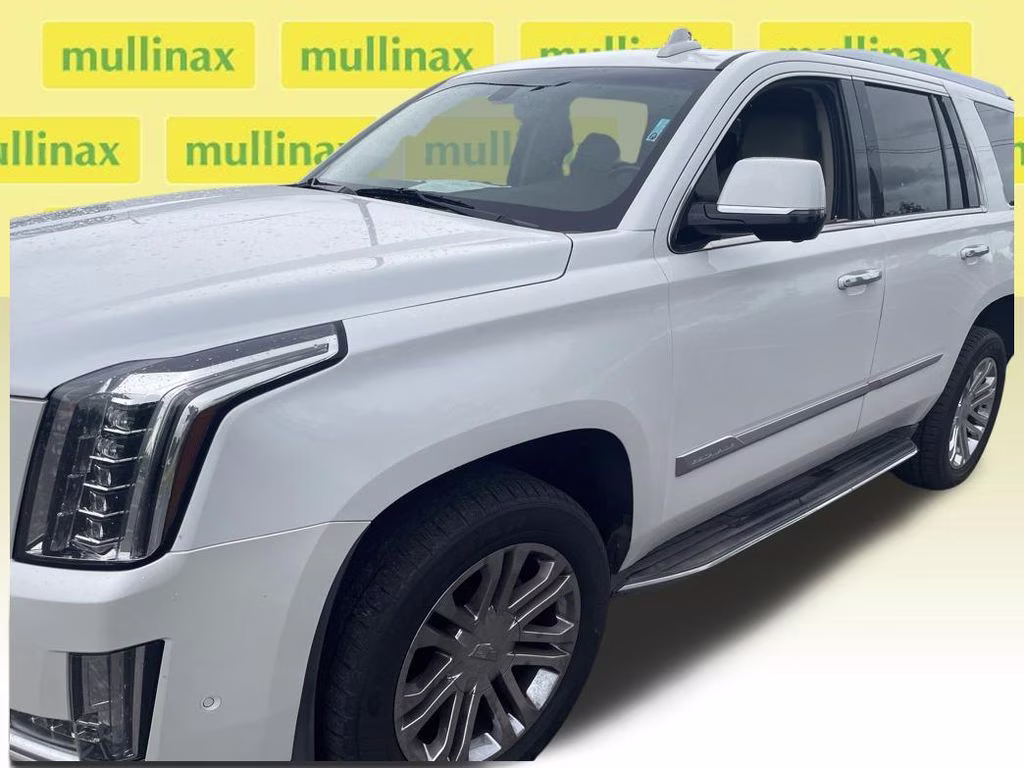 2017 Crystal White Tricoat Cadillac Escalade Base RWD SUV