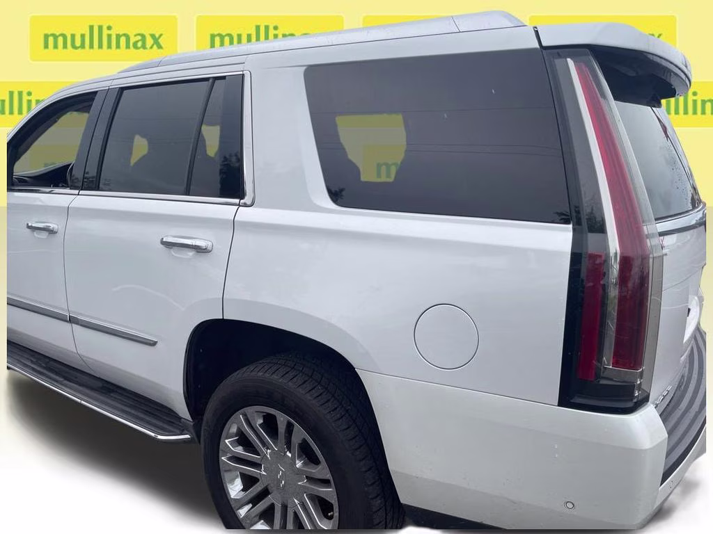 2017 Crystal White Tricoat Cadillac Escalade Base RWD SUV