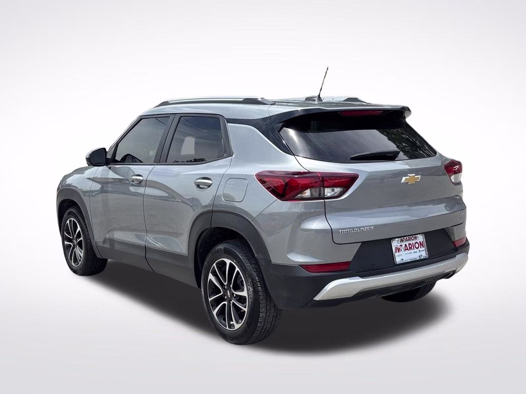 2024 Sterling Gray Metallic Chevrolet Trailblazer LT FWD SUV