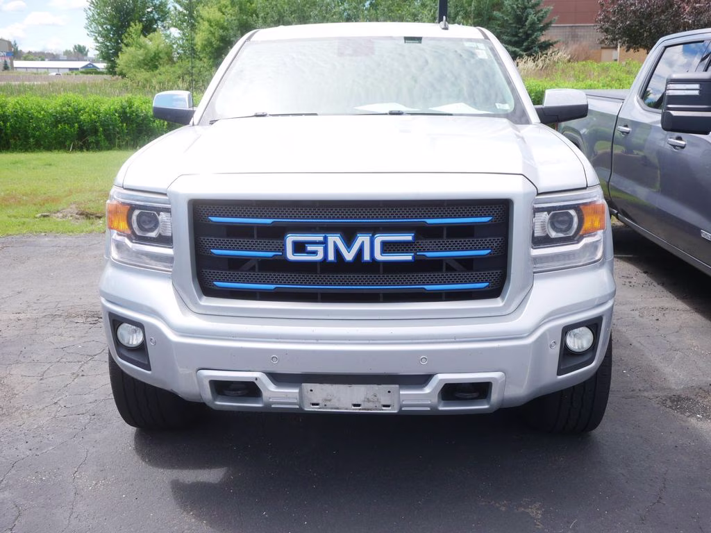 2014 Quicksilver Metallic GMC Sierra 1500 SLT 4X4 Truck