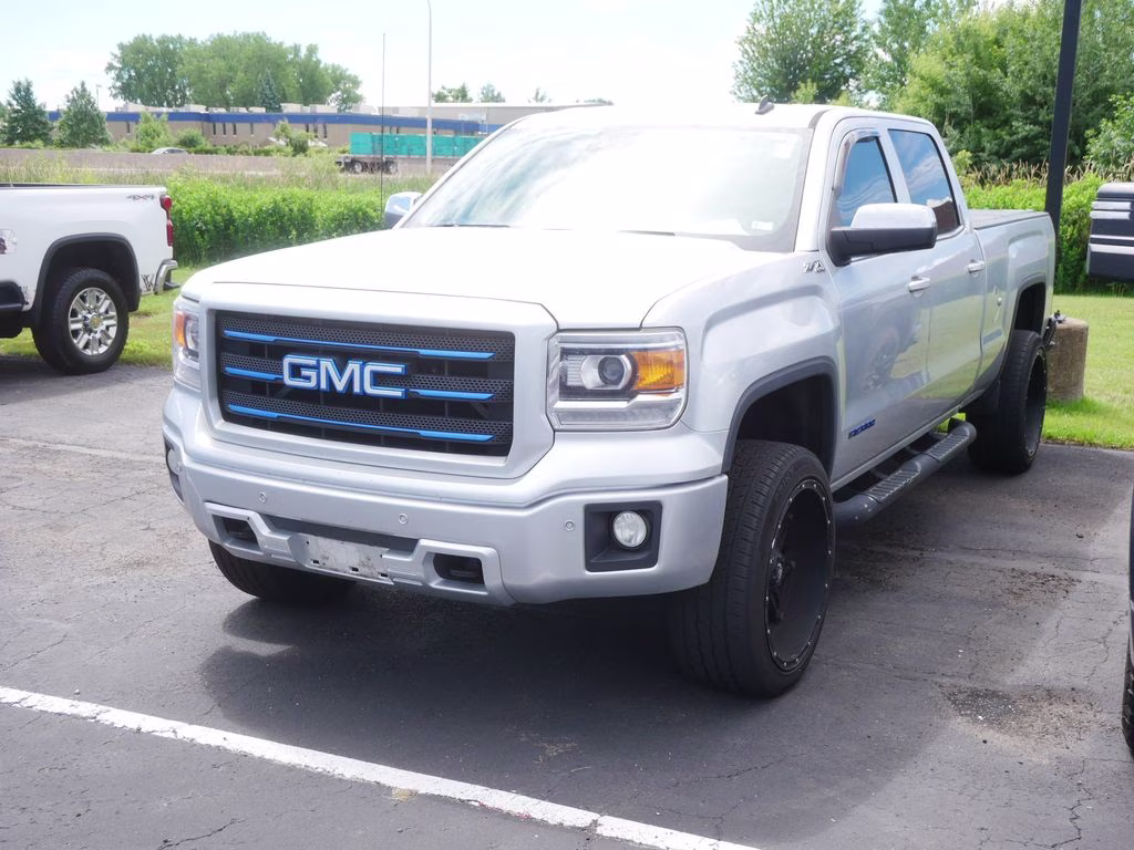 2014 Quicksilver Metallic GMC Sierra 1500 SLT 4X4 Truck