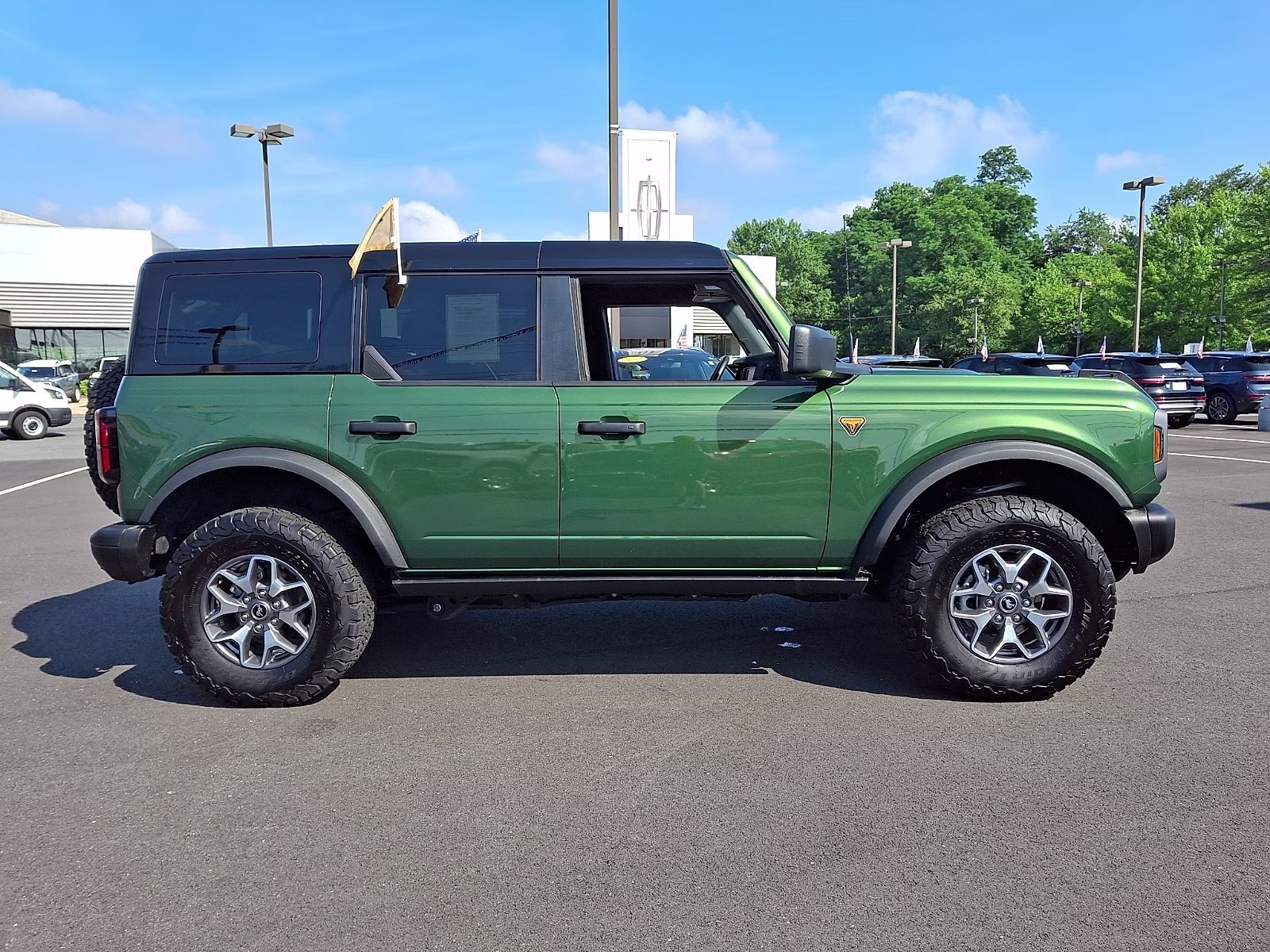2025 Eruption Green Metallic - FA Ford Bronco Badlands 4X4