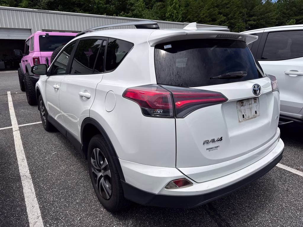 2017 Super White Toyota RAV4 LE FWD SUV