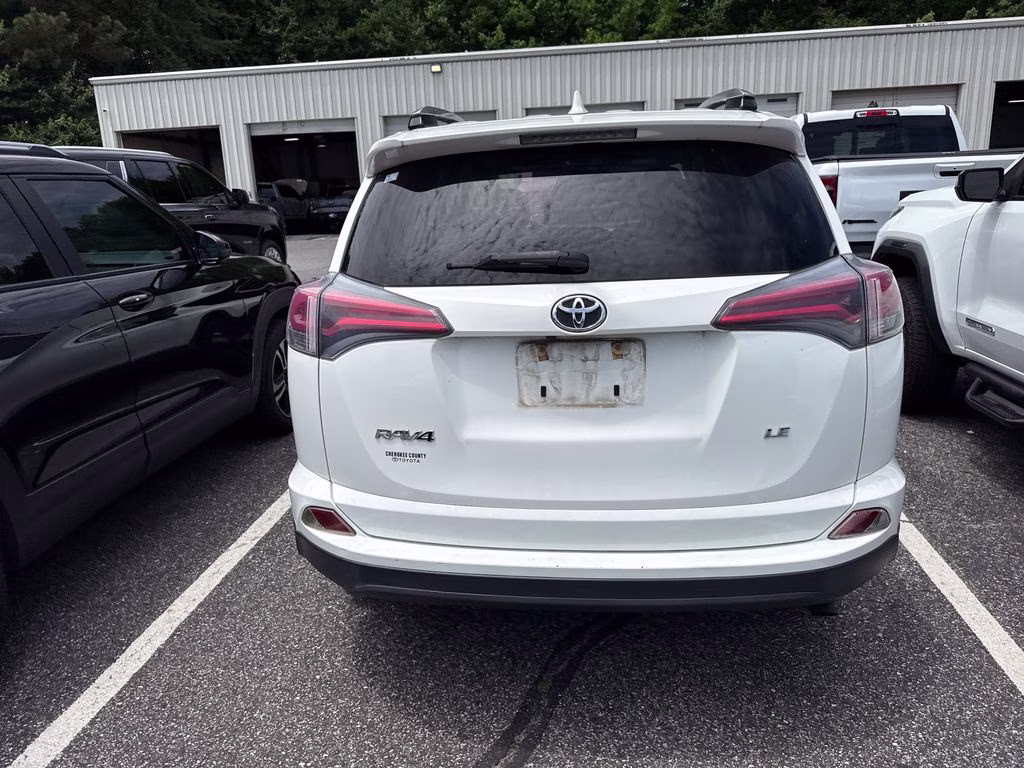 2017 Super White Toyota RAV4 LE FWD SUV