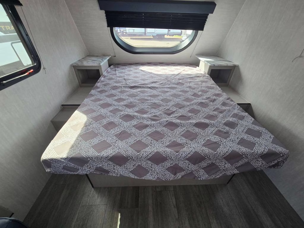2025 Coachmen REMOTE 19R Trailer