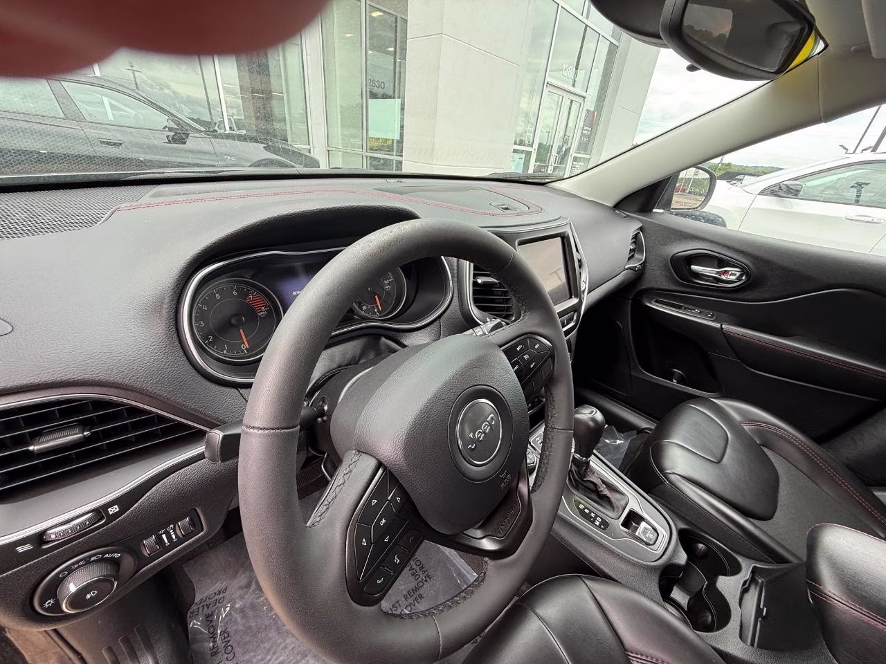 2022 GRAY Jeep Cherokee Trailhawk 4X4 SUV
