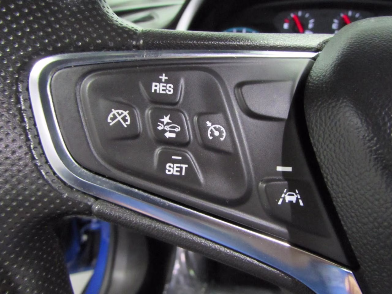 2023 Riverside Blue Metallic Chevrolet Malibu LT 1LT FWD Sedan