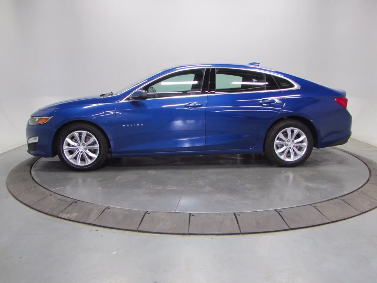 2023 Riverside Blue Metallic Chevrolet Malibu LT 1LT FWD Sedan