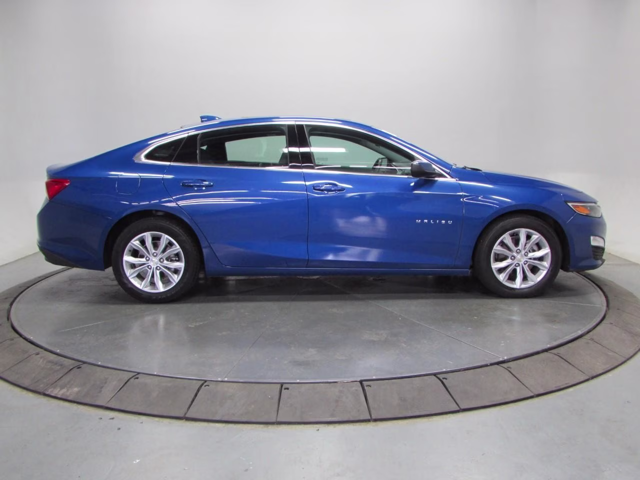 2023 Riverside Blue Metallic Chevrolet Malibu LT 1LT FWD Sedan