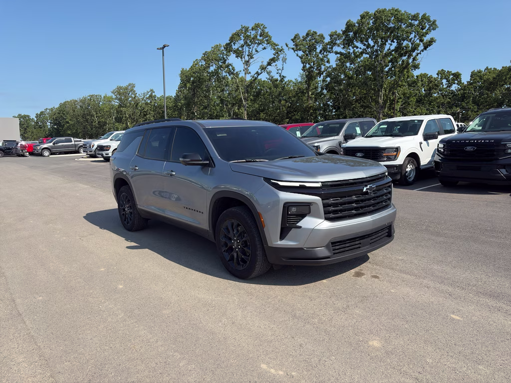 2026 Sterling Gray Metallic Chevrolet Traverse FWD LT FWD SUV
