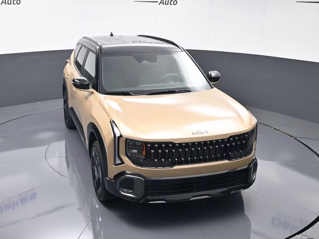 2027 Terrain Brown Kia Seltos X-Line S AWD SUV