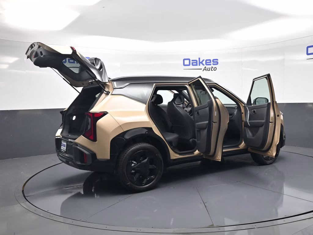 2027 Terrain Brown Kia Seltos X-Line S AWD SUV