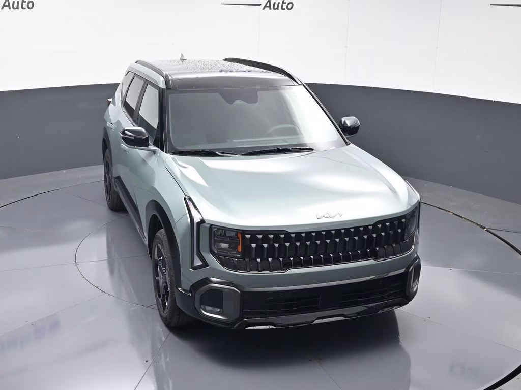 2027 Iceberg Green Kia Seltos X-Line S AWD SUV