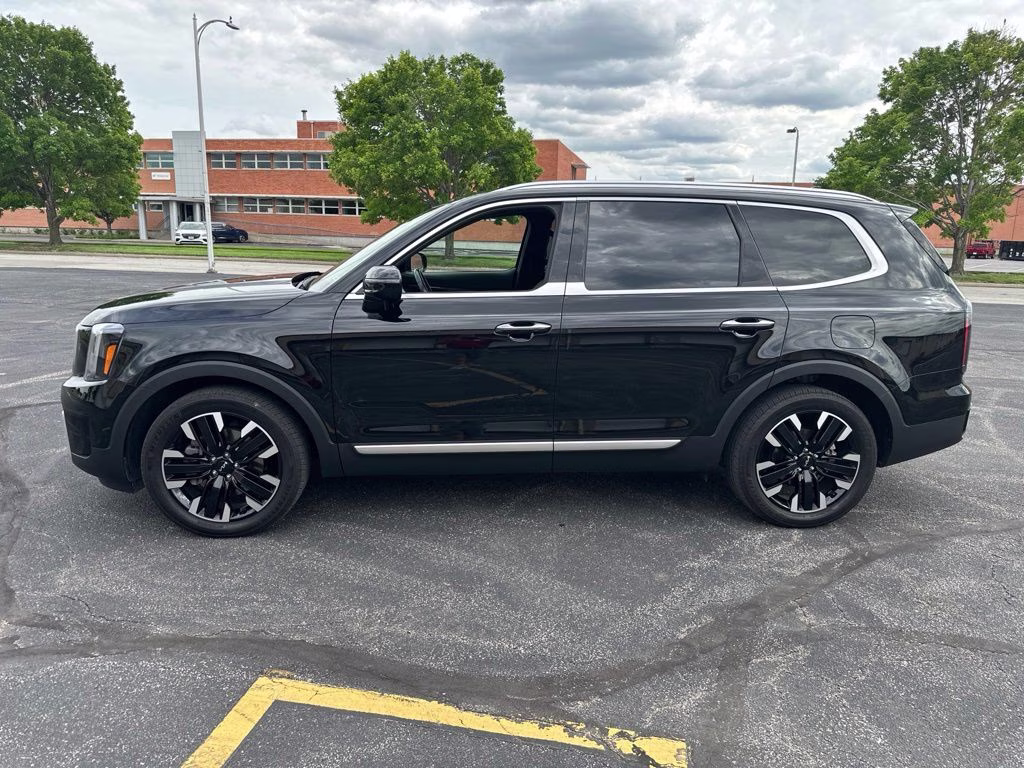 2025 Ebony Black Kia Telluride SX-Prestige AWD SUV