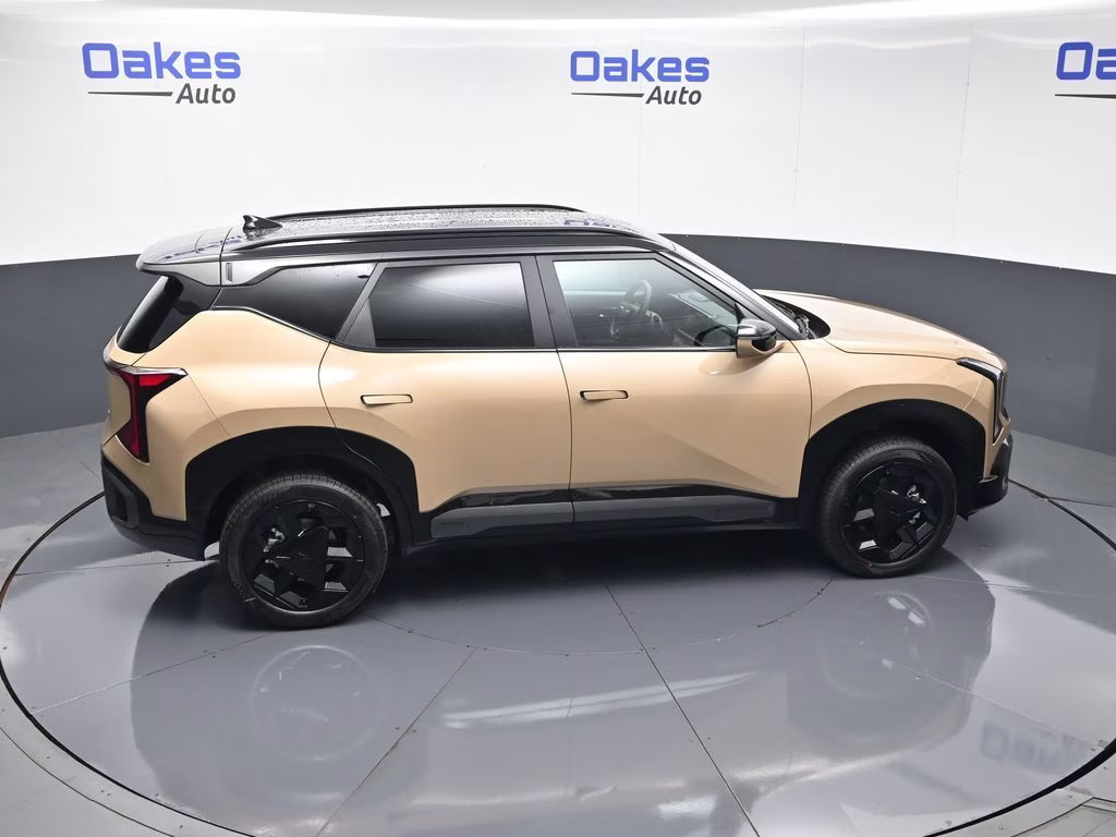 2027 Terrain Brown Kia Seltos X-Line S AWD SUV