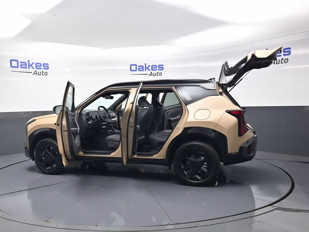 2027 Terrain Brown Kia Seltos X-Line S AWD SUV
