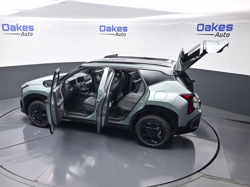 2027 Iceberg Green Kia Seltos X-Line S AWD SUV