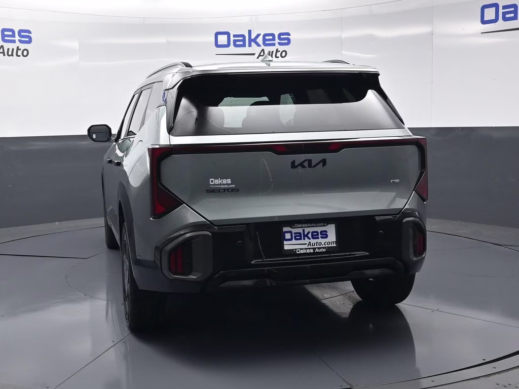 2027 Iceberg Green Kia Seltos X-Line S AWD SUV