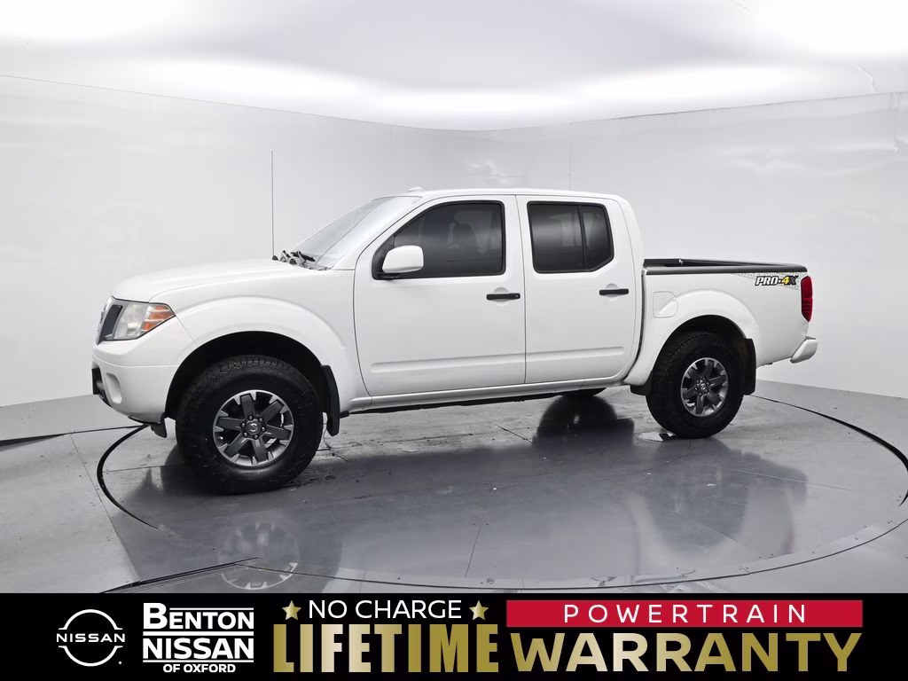 2018 Glacier White Nissan Frontier PRO-4X 4X4 Truck