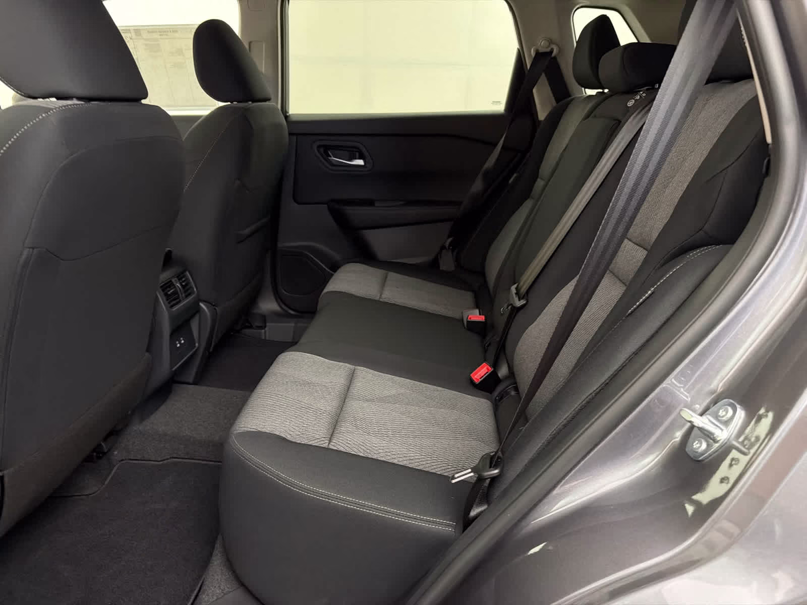 2026 Gun Metallic Nissan Rogue SV FWD SUV