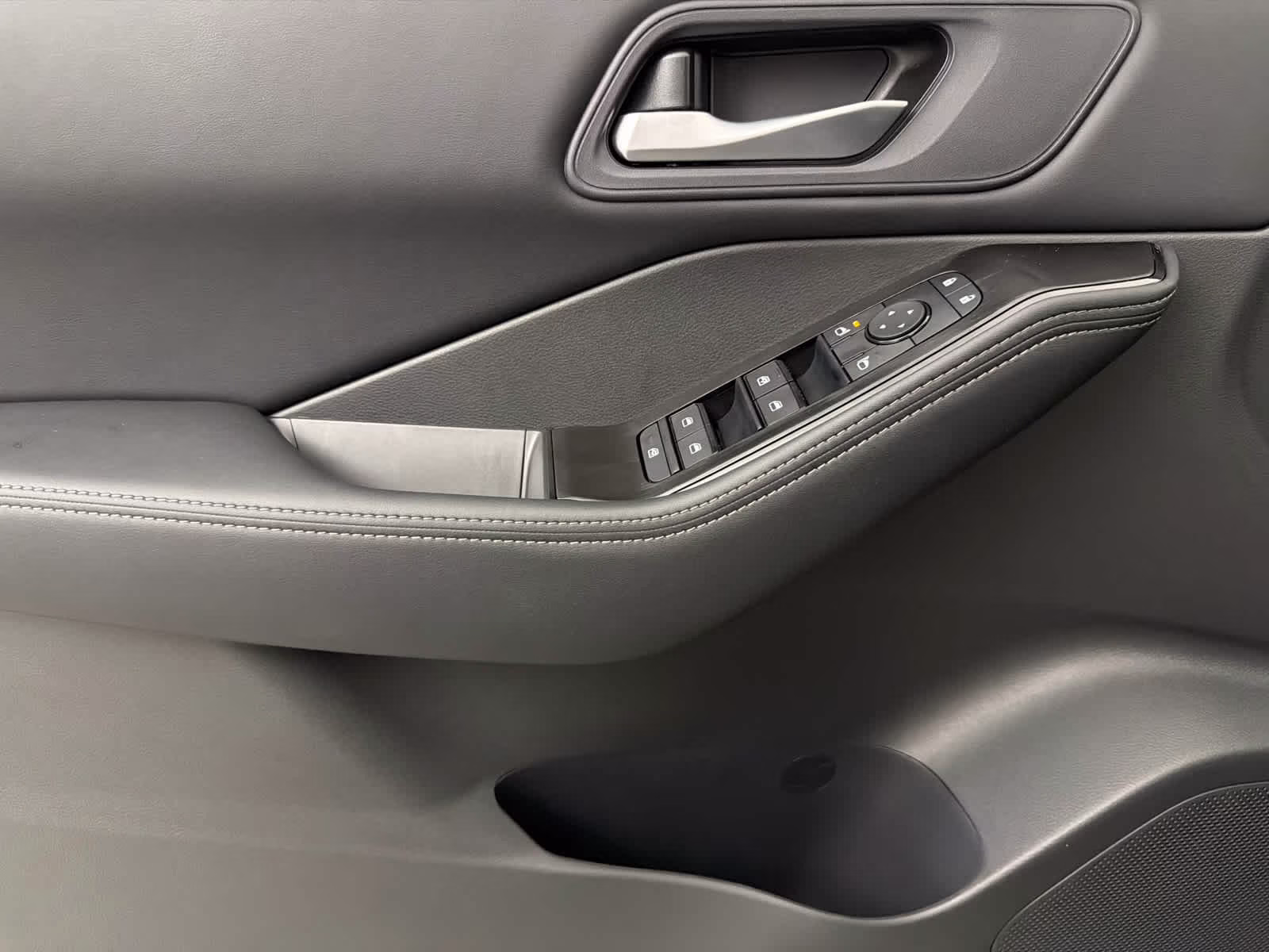 2026 Gun Metallic Nissan Rogue SV FWD SUV