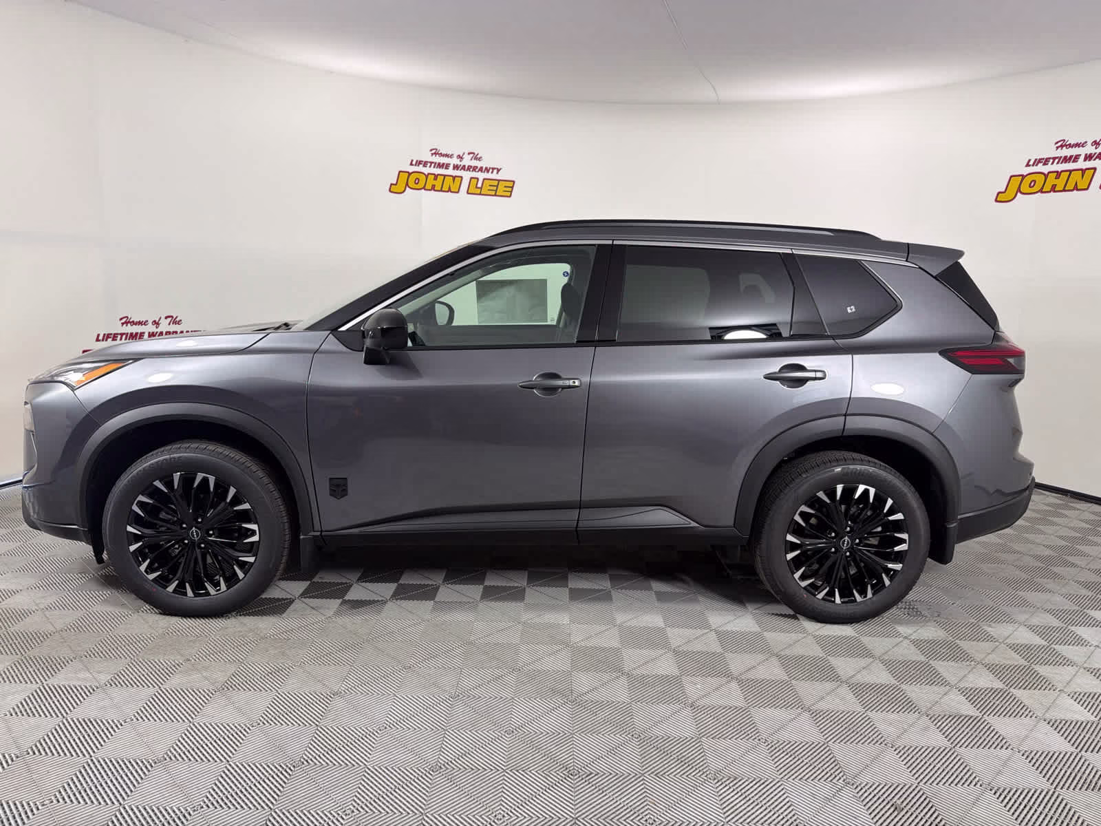 2026 Gun Metallic Nissan Rogue Dark Armor FWD SUV