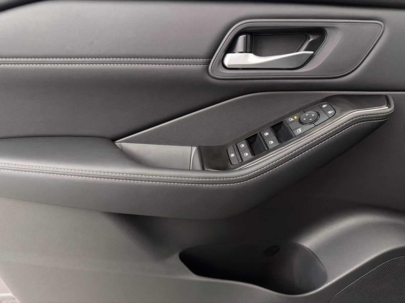 2026 Gun Metallic Nissan Rogue Dark Armor FWD SUV