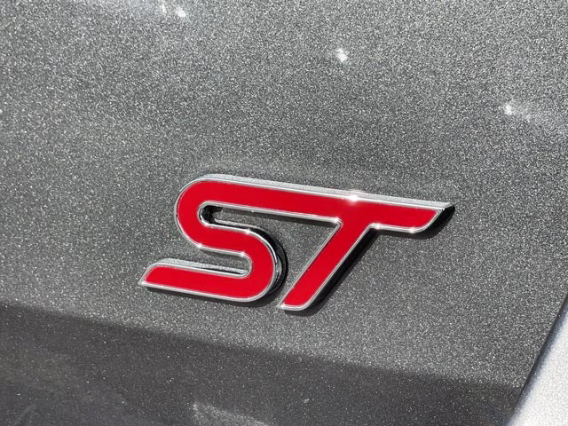 2025 Gray Metallic Ford Explorer ST 4X4 SUV
