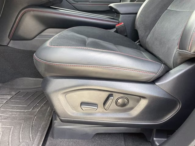 2025 Gray Metallic Ford Explorer ST 4X4 SUV