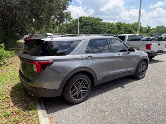 2025 Gray Metallic Ford Explorer ST 4X4 SUV