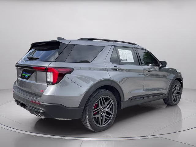 2025 Gray Metallic Ford Explorer ST 4X4 SUV