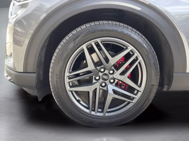 2025 Gray Metallic Ford Explorer ST 4X4 SUV
