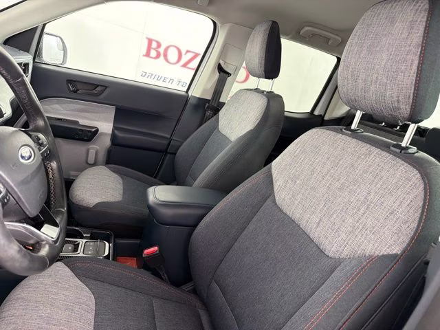 2023 Oxford White Ford Maverick XLT FWD Truck