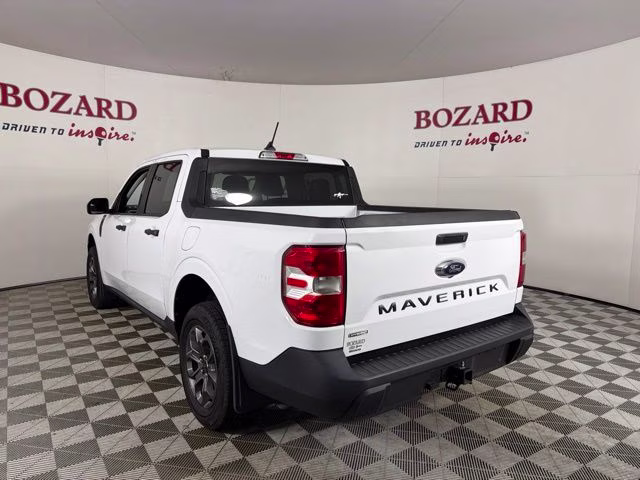 2023 Oxford White Ford Maverick XLT FWD Truck
