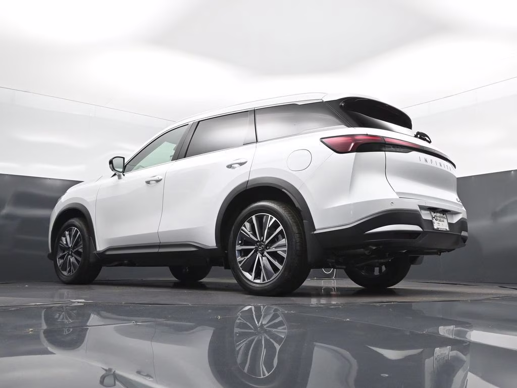 2027 White INFINITI QX60 LUXE FWD SUV